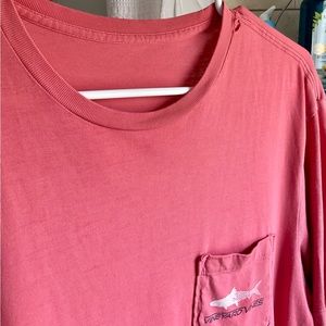 Large Vineyard vines graphic tee
